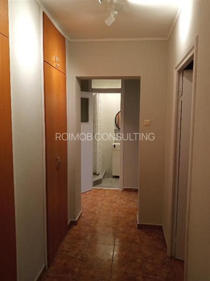 Apartament 3 camere, an constructie 1983, Teiul Doamnei, etej intermediar - 8