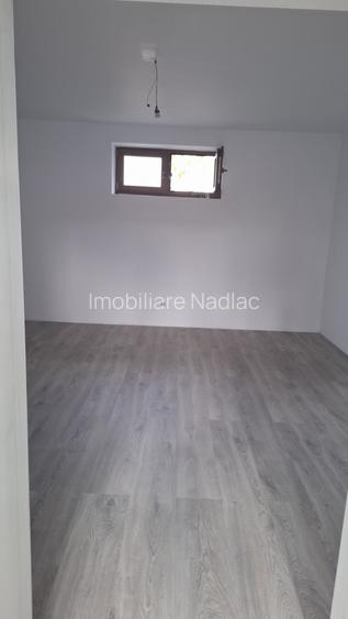 Proprietate rară în Nădlac – Casa ultracentral 7 camere - 9
