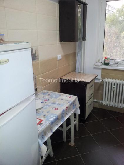 Apartament 3 camere / semidecomandat / 71 mp / balcon / metrou / Drumul Taberei - 4