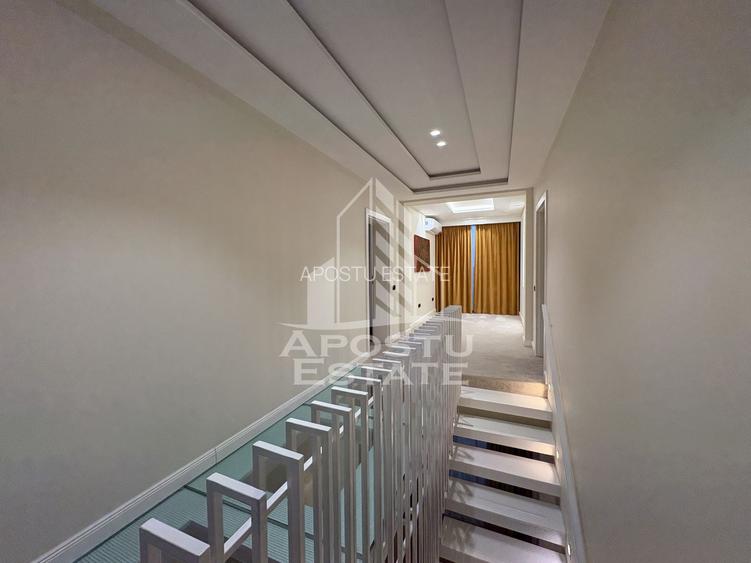 Vila de lux cu piscina incalzita de vanzare in Mosnita Noua | 4 camere - 18