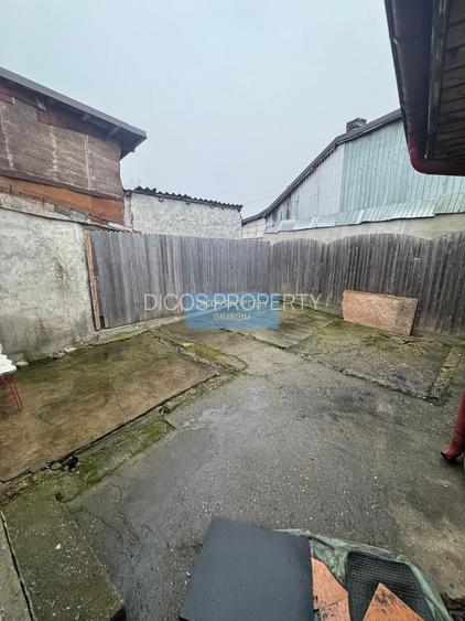 Casă de vânzare – Strada Ramadan - 5