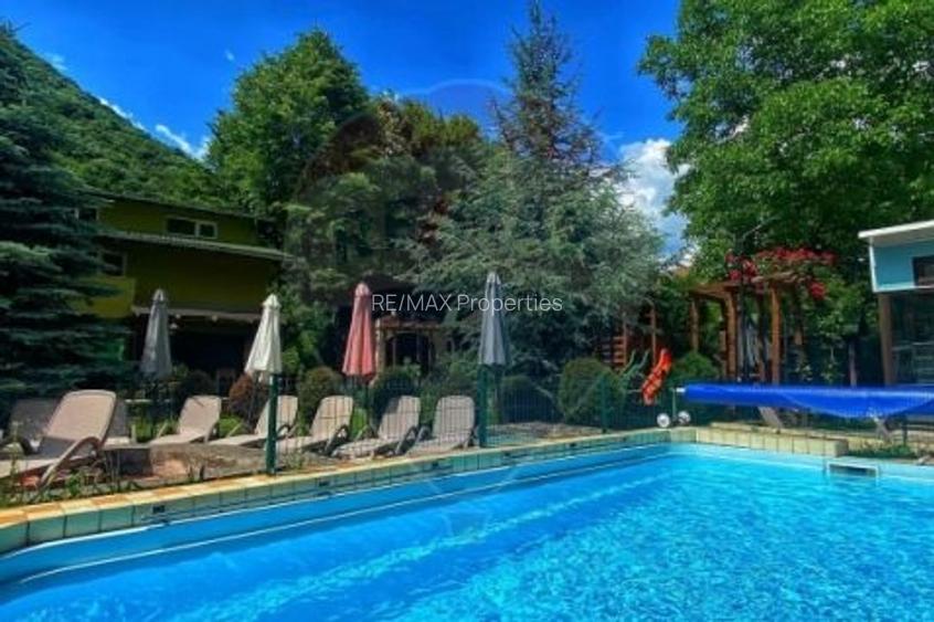 De vanzare / Pensiunea El Plazza Baile Herculane - 10