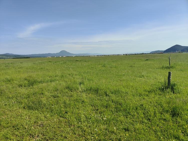 Teren Intravilan  cu destinatie casa vacanta Rasnov -Glajarie