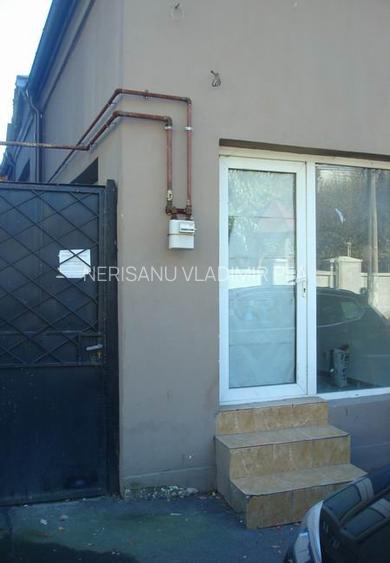 Casa 5 camere, spatiu comercial inclus, stradal, pretabila Rezidential, Cabinet - 2