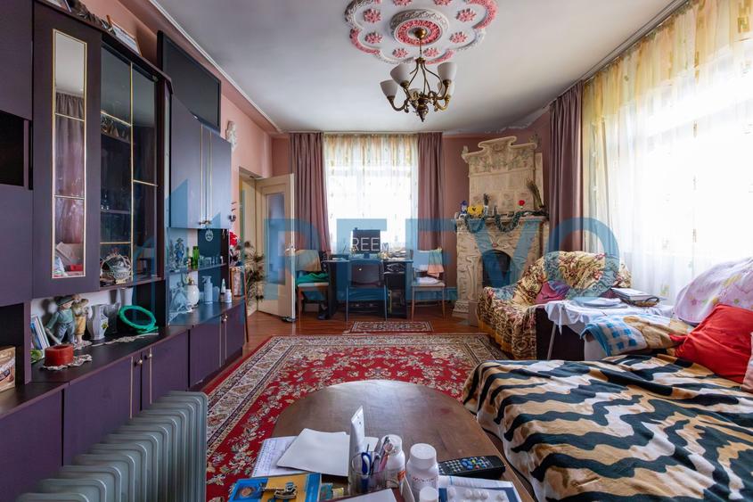 Clădire și teren de investiție, central Roman - 38