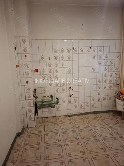 Apartament de 3 camere de vanzare in Mihalache Domenii - 4