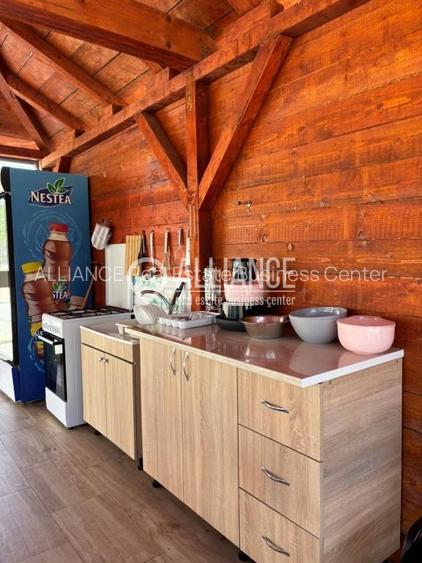 EXCLUSIVITATE - Vilă de vânzare în statiunea Venus ( cod 12 ) - 8