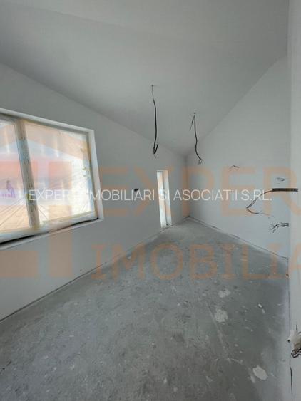 DUPLEX P+1, situat in zona DACIA - 6