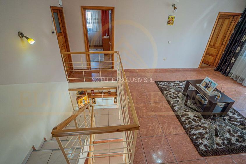 Agigea - Vila D+P+1E+M pe un teren de 772 mp cu o deschidere de 21,46 m. - 19