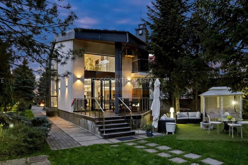 Vilă spectaculoasă pe malul lacului Snagov / 3000 mp teren / Barcă inclusă - 3