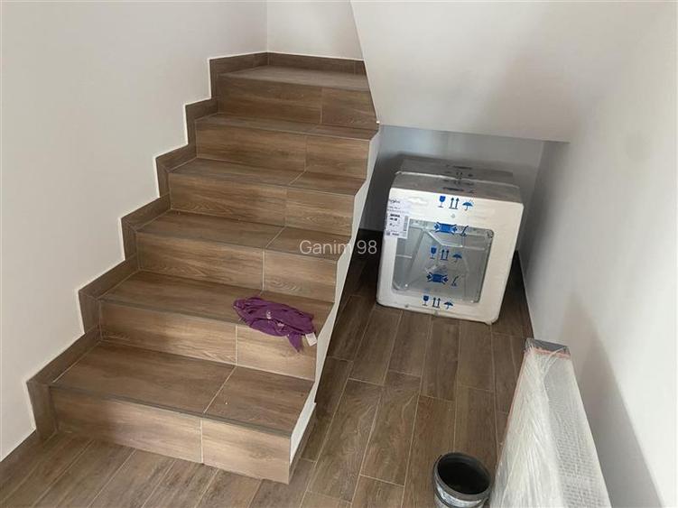 Casa de vanzare in Campineanca, parter si mansarda , suprafata 160 mp , teren 50 - 11