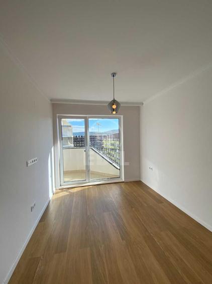 Apartament de 2 camere semidecomandat, zona centrala, Floresti - 5