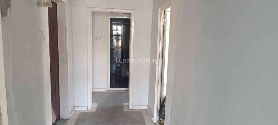 Apartament 3 camere de vanzare - 8