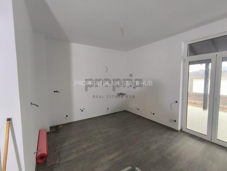 DEZVOLTATOR-ULTIMA Casa 4 camere, 500 mp curte - 17