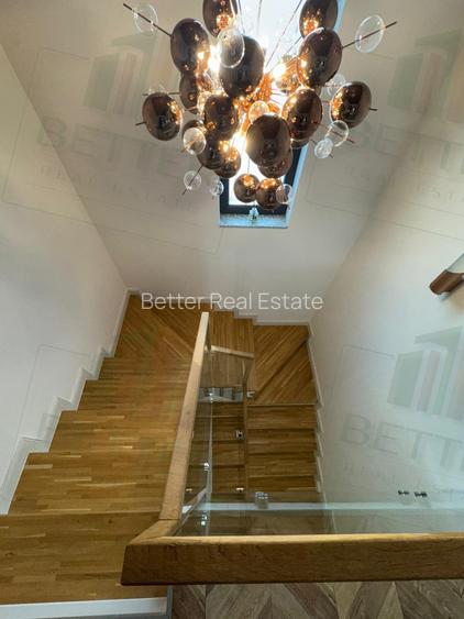 Casă individuală în Comuna Berceni | 550 mp teren | Acces asfaltat | 6 camere - 23