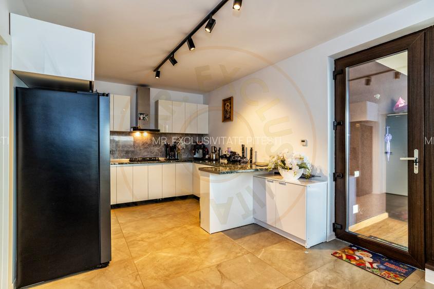 Vila moderna Mioveni | teren 1231 mp | terase, foisor si garaj - 9