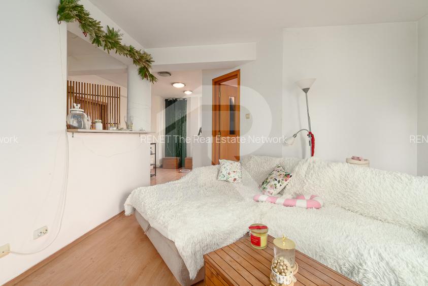 Casa spațioasă cu vedere la Lacul Grivița | 5 dormitoare | teren 793 mp - 24