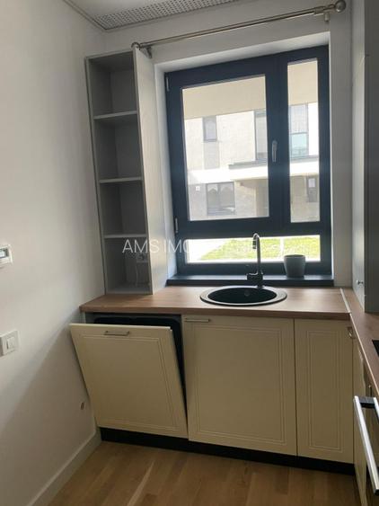 VILA DEOSEBITA /COMPLET MOBILAT SI UTILAT / GRADINA - 28