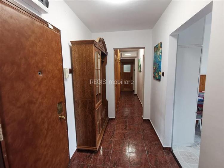 Apartament spatios 3 camere cu loc de parcare inclus Centrul Nou - 2