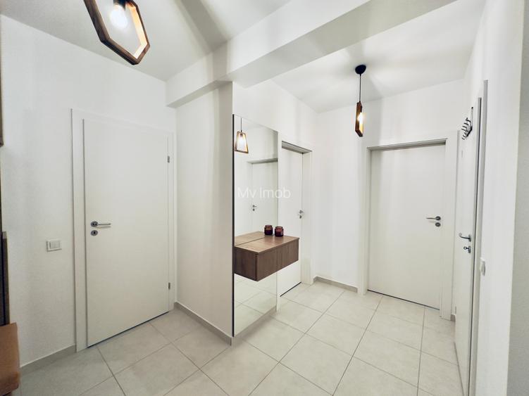 Apartament cu 2 camere,70 mp plus terasa de 20 mp in zona Tractorul - 15