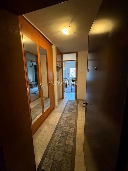 Garsoniera  spatioasa zona - Unirii - 3