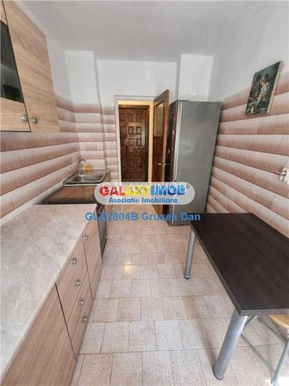 mall vitan 2 camere spatios 60mp etaj 1 | 1990 | AC cada balcon metrou - 6