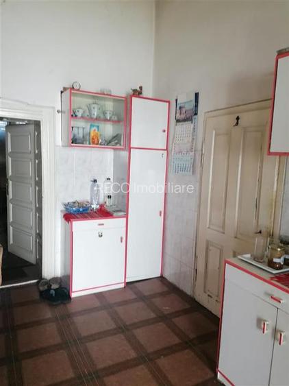 RECO  Casa 2 camere in Oradea zona centrala - 8