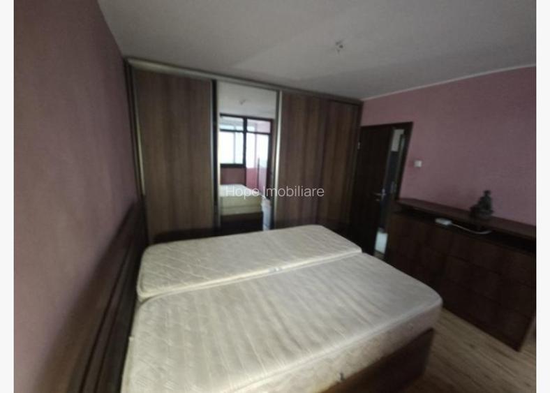 Ozana - Apartament 3 camere decomandat - 2