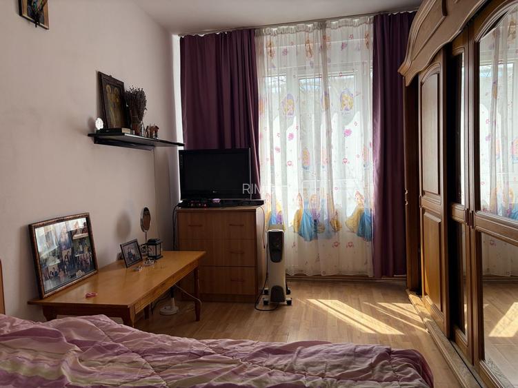 Apartament spatios cu trei camere, Piata Straduintei, 115.000€ - 10