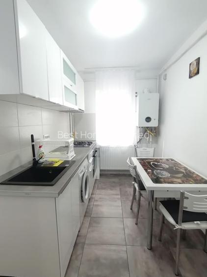Tomis Nord, Campus, 2 camere decomandate, mobilat, utilat, gaze, 400 Euro - 6