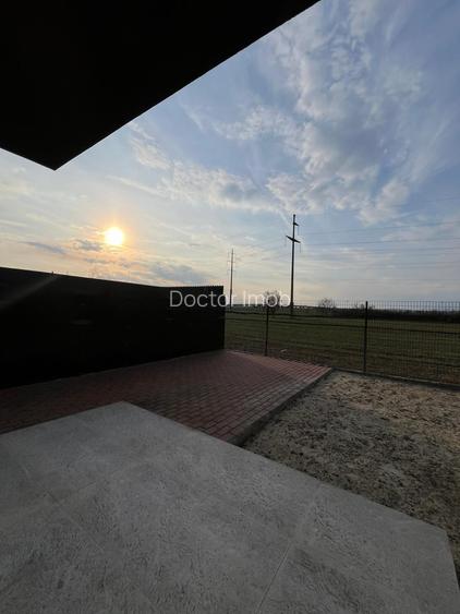 Acasă, unde liniștea prinde contur: Sanctuarul tău privat în Irish Park - 11