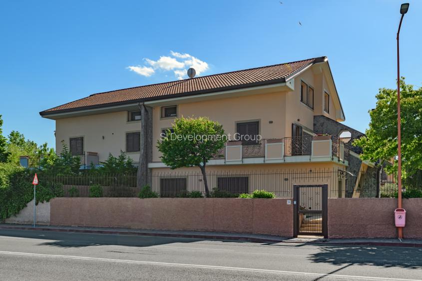 Traieste pe malul Marii Negre | Vila stil duplex in Santa Maria Bay - 15