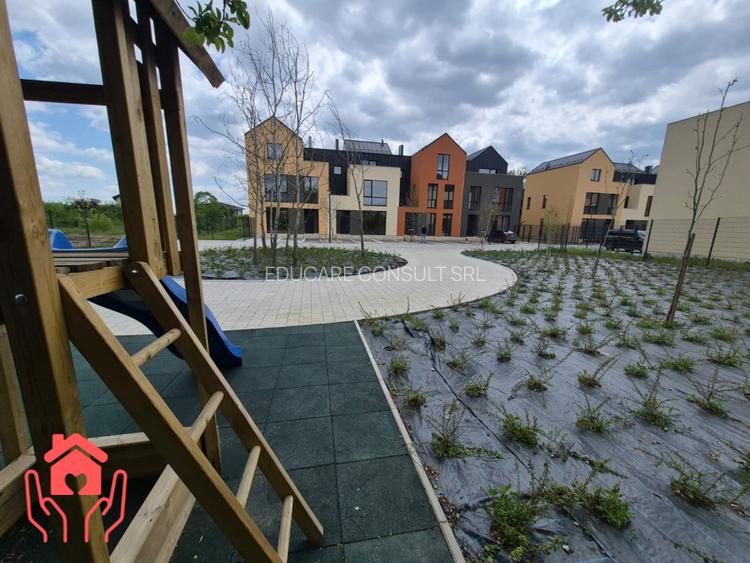 METROU LAMINORULUI (Meadows)- Vila cu priveliste catre lac, libera, comision 0% - 4