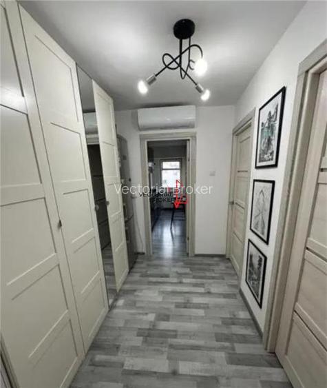 Garsoniera zona Vitan Casa de Pensii - 6