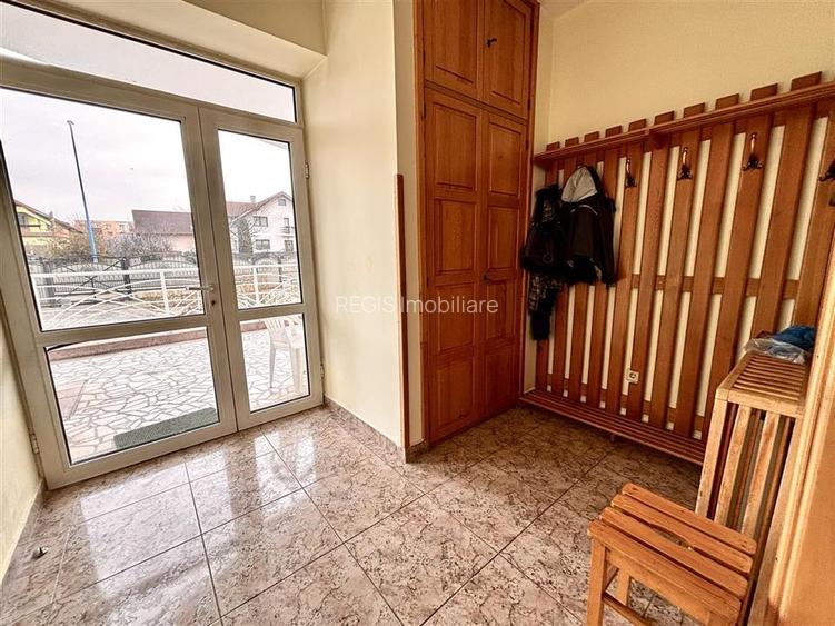 Vila zona Coresi: 1170 mp teren, 6 camere | De vanzare - 5