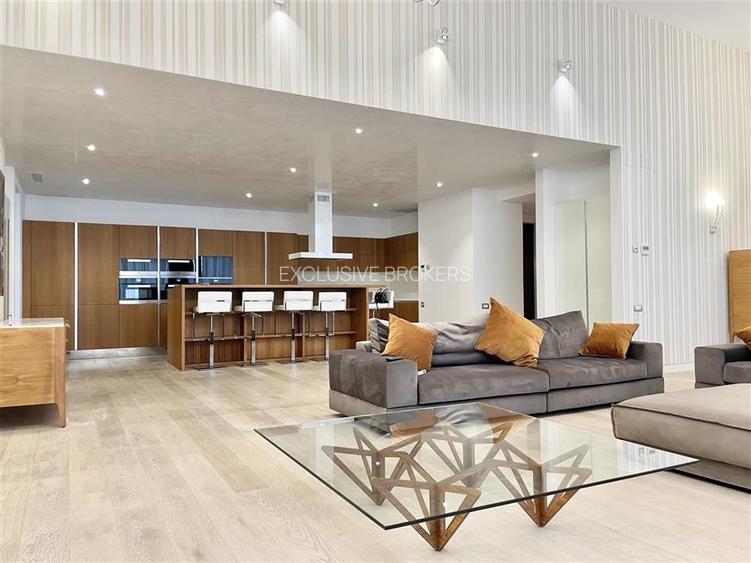 Spectacular 6 rooms Penthouse  Floreasca   Lake View  4 parking - 3