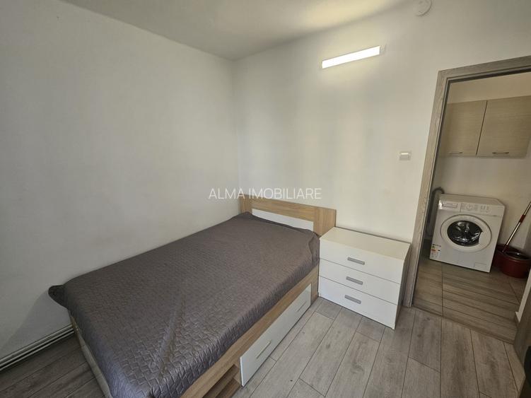 Ocazie! Apartament 3 camere decomanat, 60 mp utili, balcon, Centru! - 2