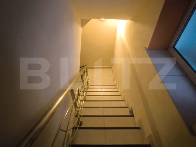Casa D+P+E+M, 440 mp utili si 735 mp teren, zona Centrala