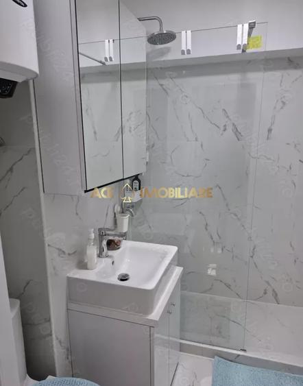 3 Camere de inchiriat | Victoriei | Metrou | Cat friendly | Boiler