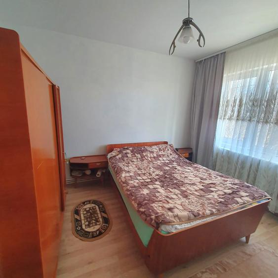 380euro/luna, Podu Ros Restaurant Odeon, 3 camere, mobilat,