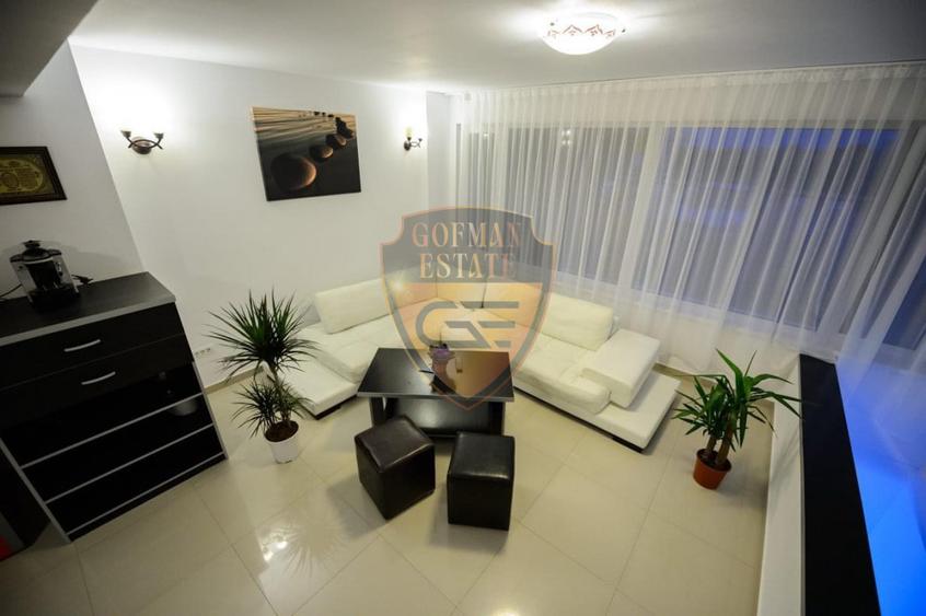 Afacere la cheie PENSIUNE 23 camere RESTAURANT Teren 900mp MAMAIA NORD
