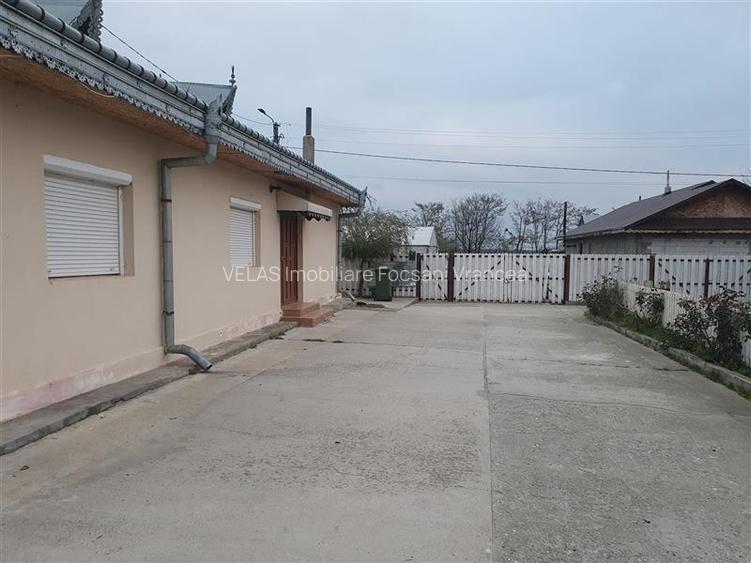 Casa din caramida, Rachitosu - 18