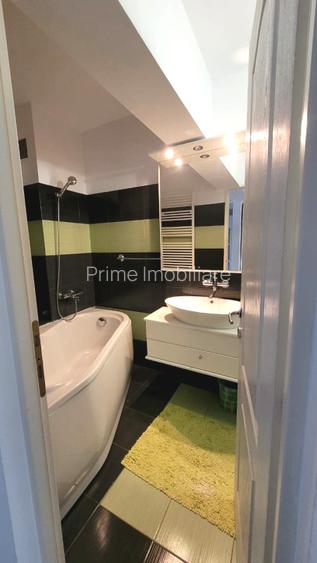 Apartament cu 3 camere de închiriat în zona CENTRU - 2