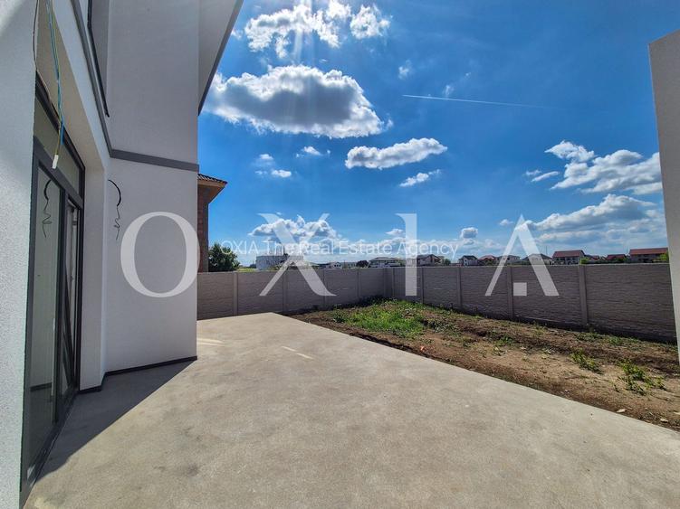 AX1030 Mosnita Noua, 1/2 Duplex Despartit Prin Camera Tehnica - 18