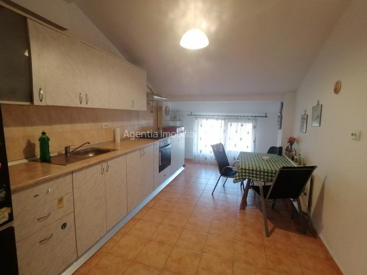 Apartament 3 camere Bd. T. Vladimirescu constructie 2009 - 13