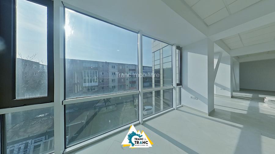 Spațiu de birouri de 200 mp in cladire de sticla în Micalaca - 6