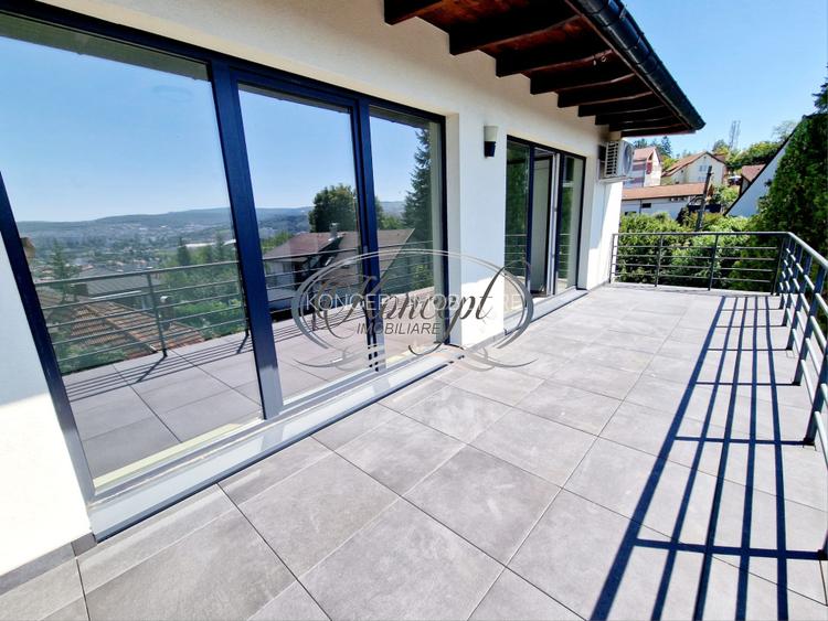 Apartament la vila, cu panorama deosebita - 14