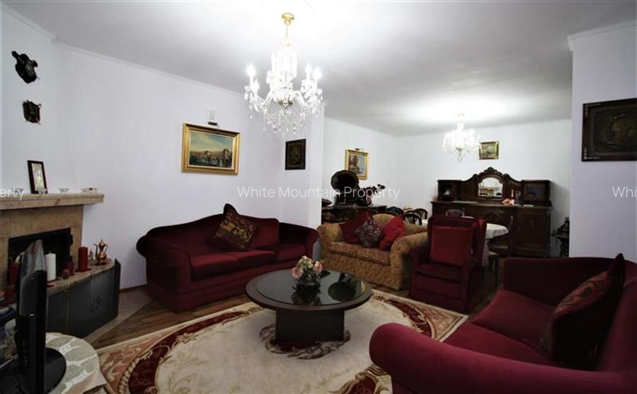 Corp vila, ideal locuinta, cu piscina si curte proprie in centru, Bucuresti - 21