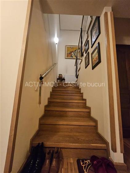 Vanzare Vila   Casa  D+P+M 350 mp - Aviatiei   str. Biharia - 17