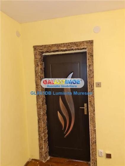 Vanzare apartament 2 camere semidecomandat Targoviste Micro 9 - 18